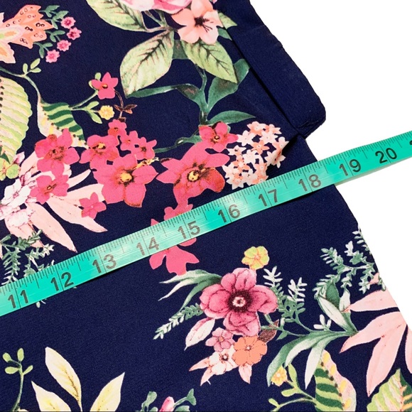 12PM By Mon Ami Navy Bright Floral Pattern Blouse - Picture 6 of 10